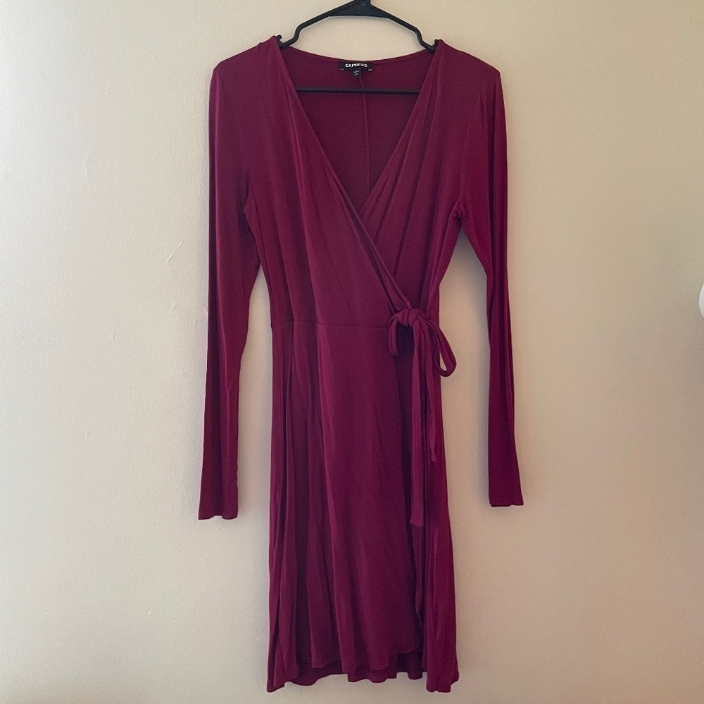 S- Ruby Red Express Wraparound Midi Semi-Formal V-Neck Dress‎